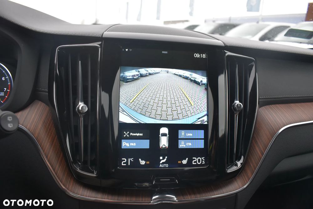 Volvo XC 60 B5 B AWD Inscription - 35