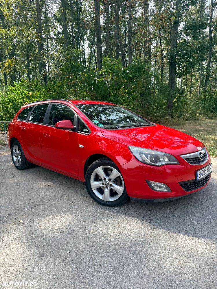 Opel Astra 2012 photo 3