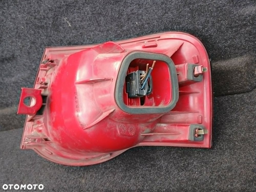 Volkswagen Passat B6 kombi lampa tylna lewa, prawa - 4