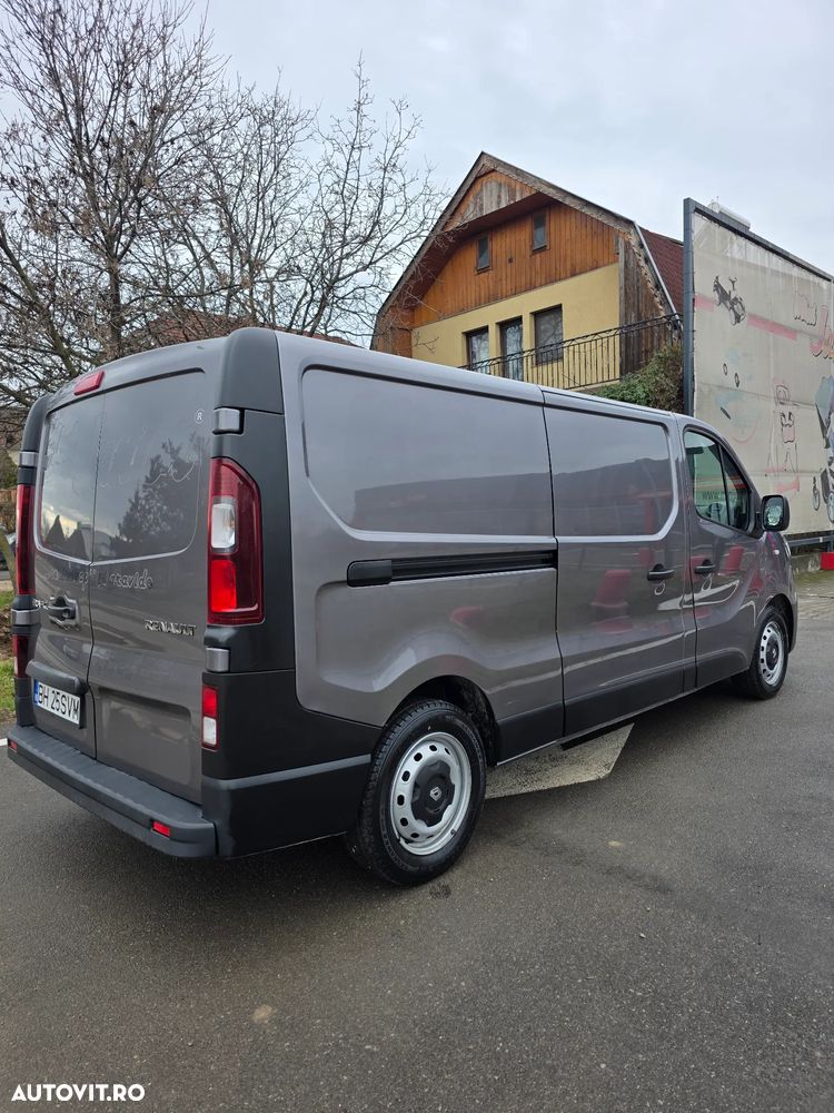 Renault Trafic - 5