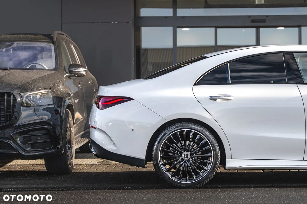 Mercedes-Benz CLA 200 7G-DCT Edition AMG Line - 14