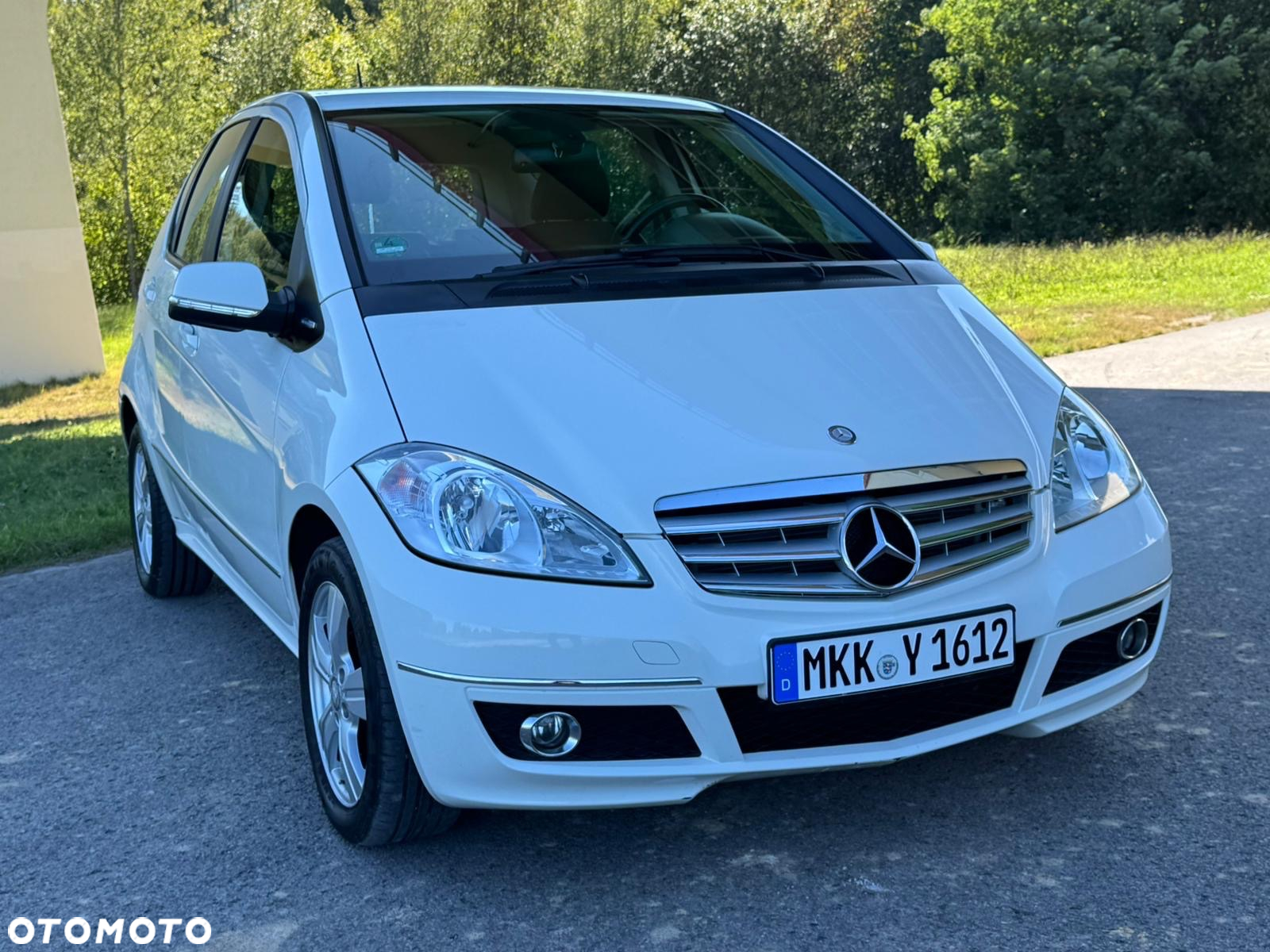 Mercedes-Benz Klasa A 160 BlueEFFICIENCY Special Edition - 9