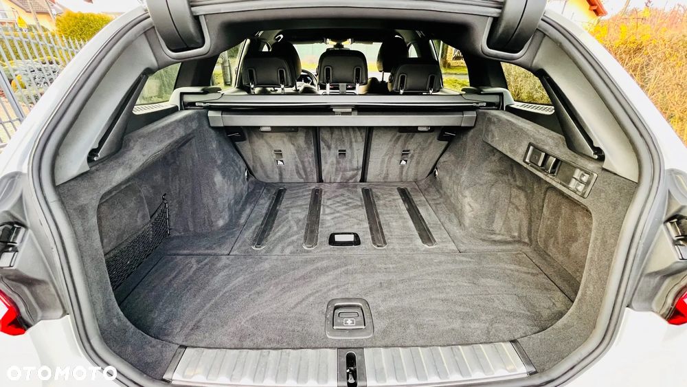 BMW Seria 3 320d xDrive M Sport sport - 24