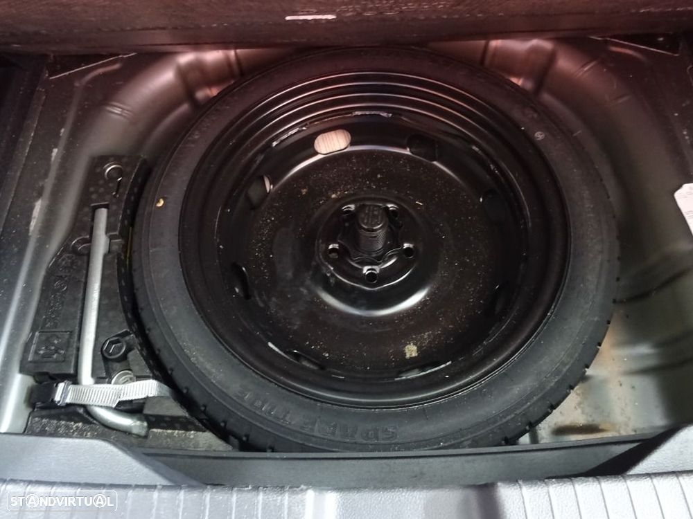 VW T-Roc 1.6 TDI Style - 32