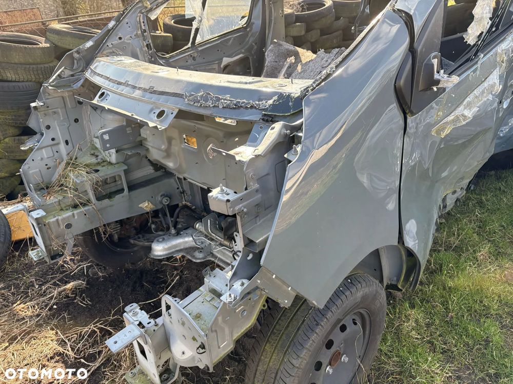 Ćwiartka Podłużnica Przód  Lewa & Prawa Renault Trafic IV Nowy Model 23 - 3