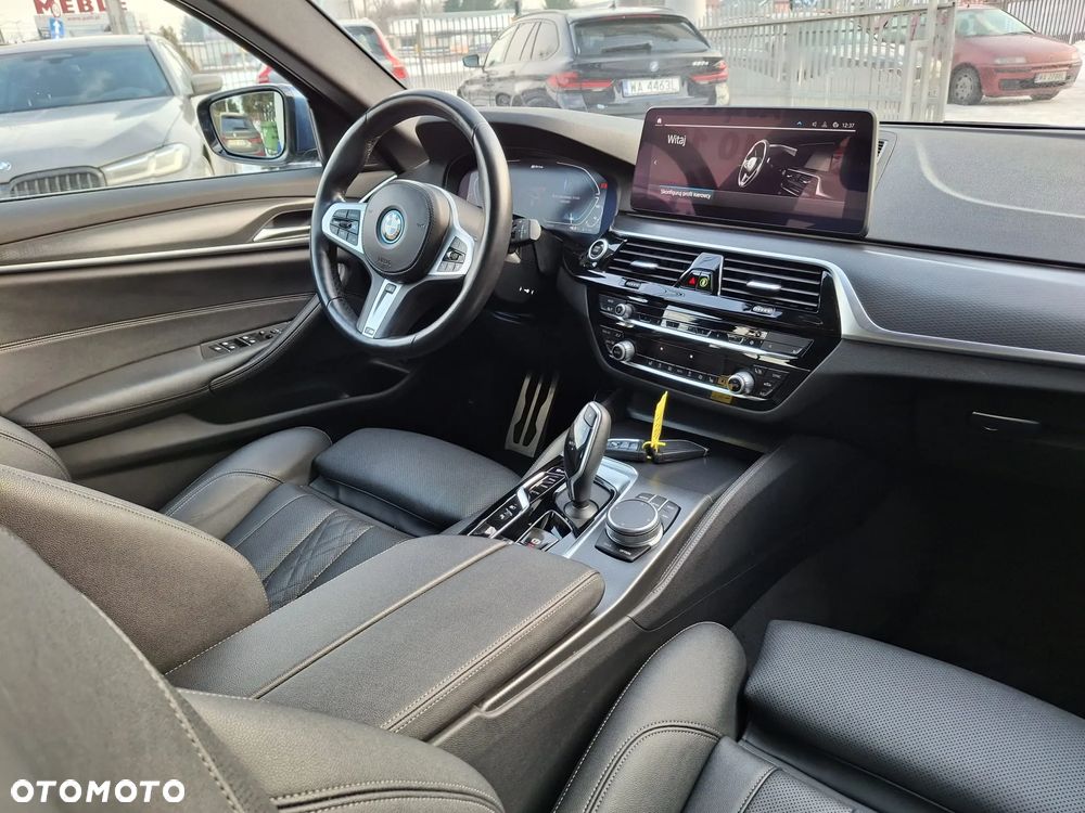 BMW Seria 5 530e M Sport sport - 15