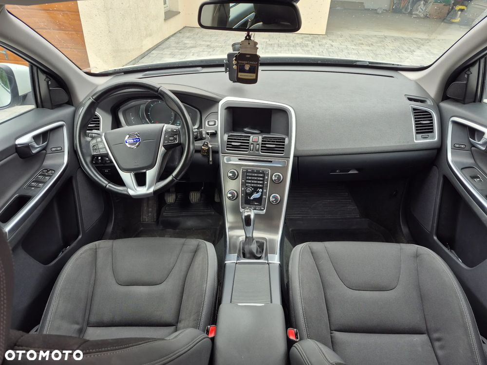 Volvo XC 60 - 8
