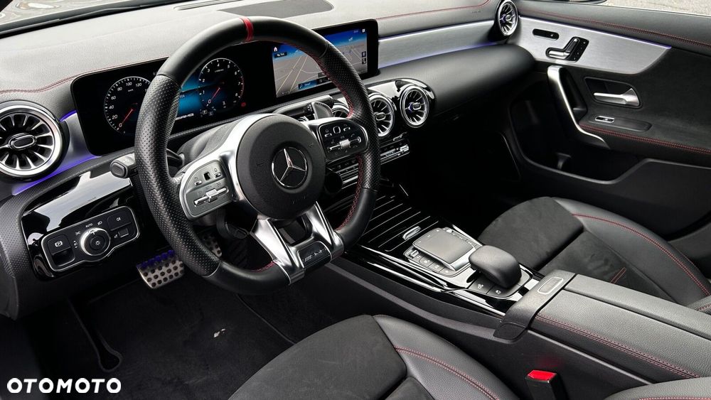 Mercedes-Benz CLA AMG 35 4-Matic 7G-DCT - 11