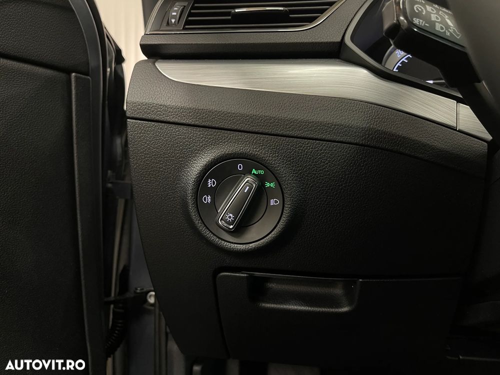 Skoda Superb 2.0 TDI DSG Ambition - 26