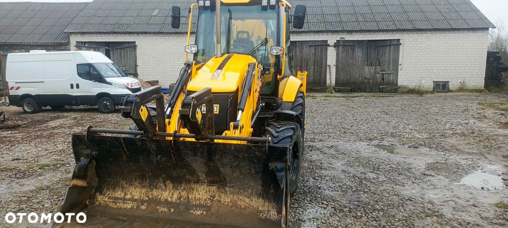 JCB 3CX - 4