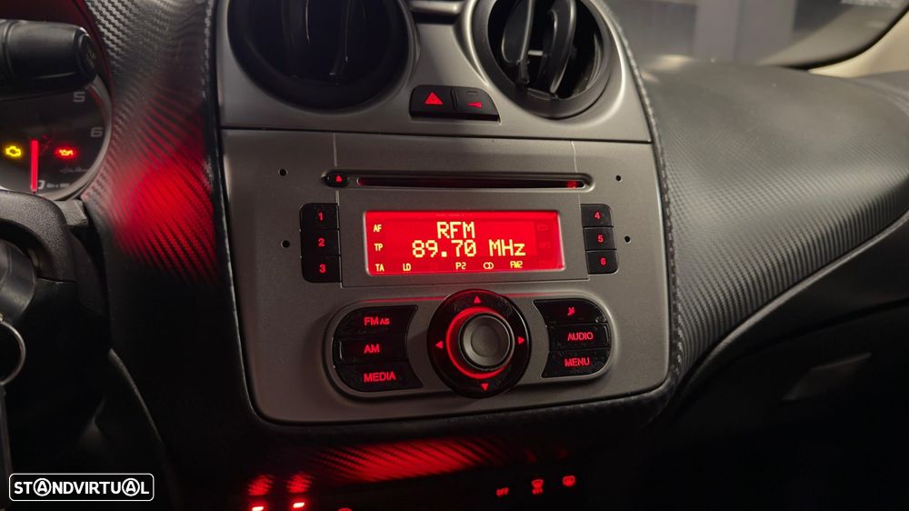 Alfa Romeo MiTo 1.3 JTD Distinctive - 11