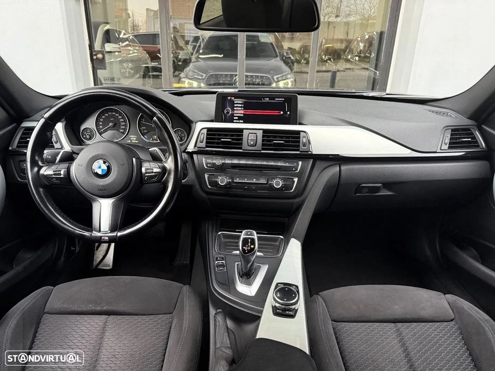 BMW 320 d Auto Pack M - 15