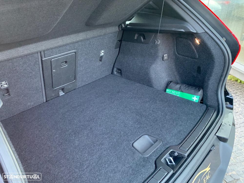 Volvo XC 40 1.5 T5 PHEV Momentum - 7