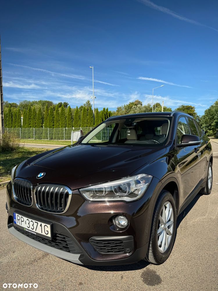 BMW X1 sDrive18d Advantage - 1