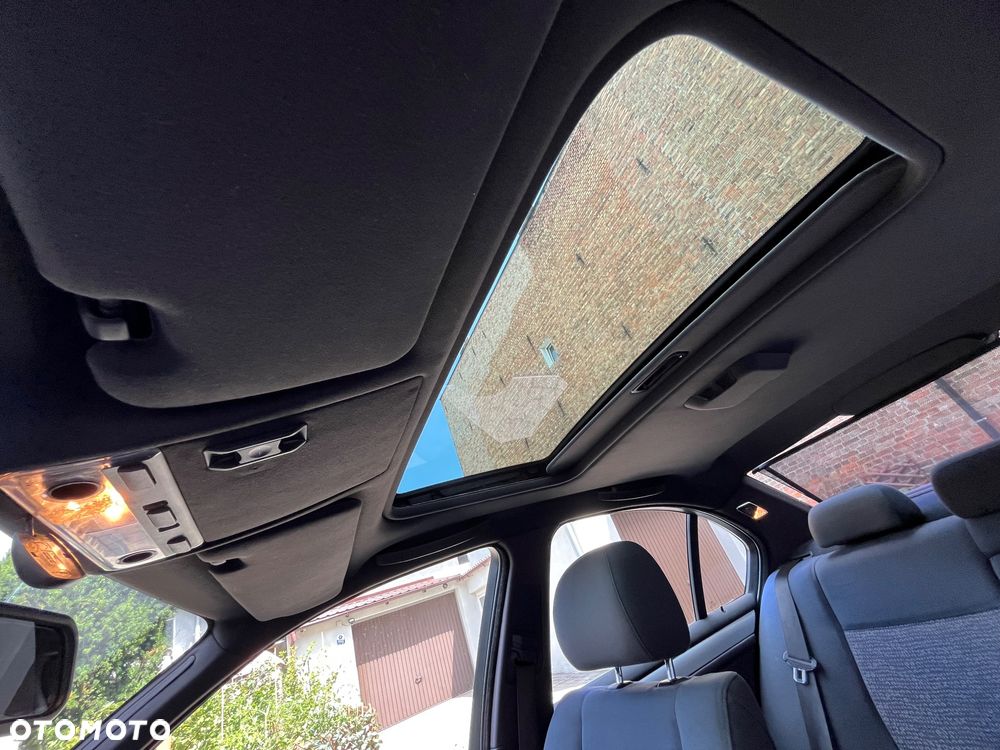BMW Seria 3 - 15