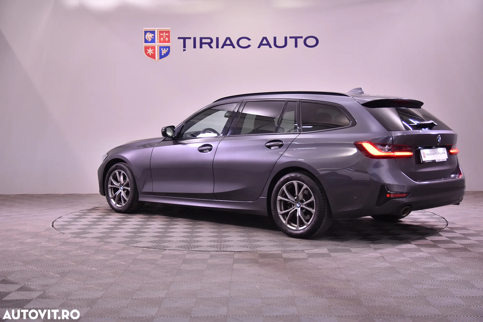 BMW Seria 3 320i Touring Aut. M Sport - 3
