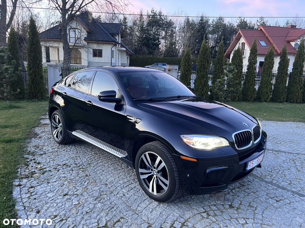 BMW X6M - 24