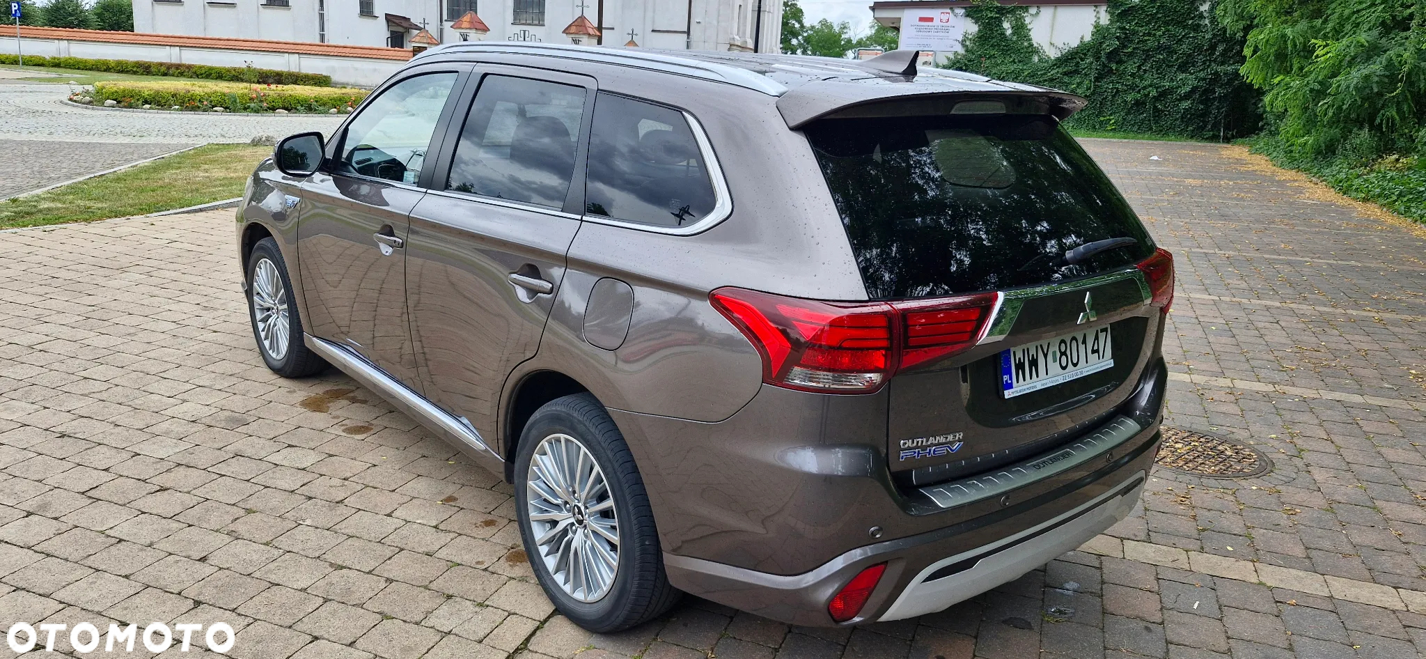 Mitsubishi Outlander PHEV Instyle - 5
