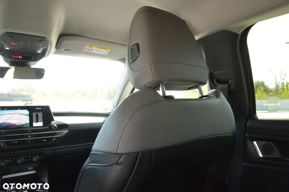 Citroën C5X 1.6 PureTech Shine Pack EAT8 - 31