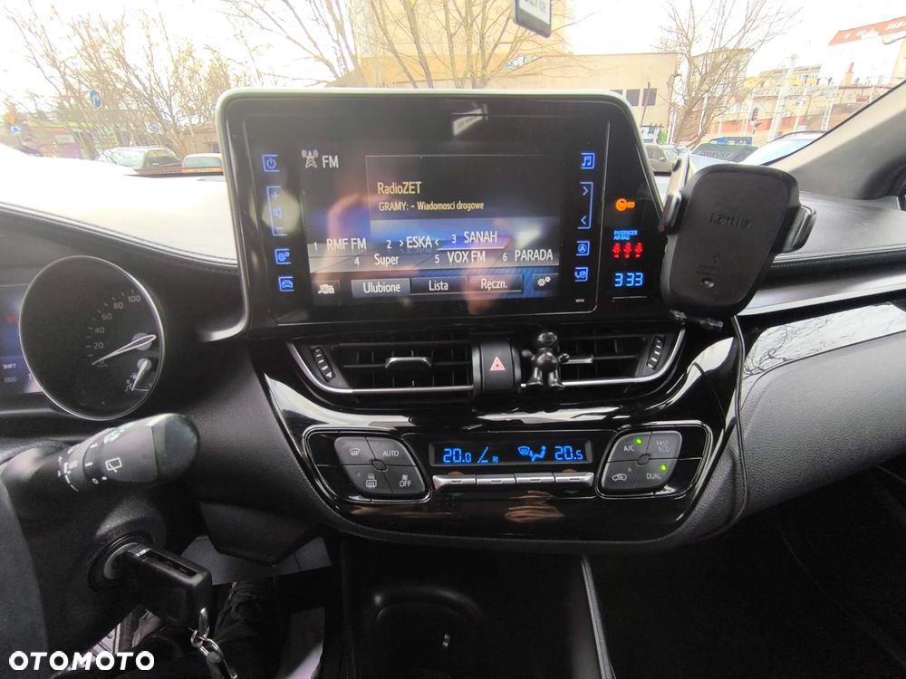 Toyota C-HR 1.2 T Dynamic - 16