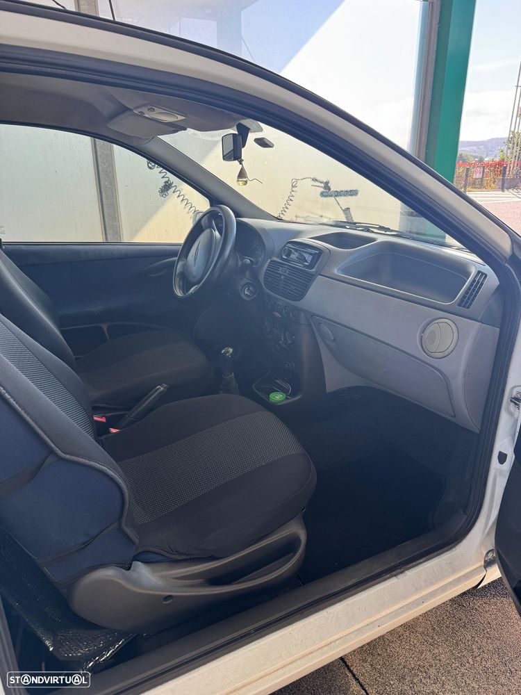 Fiat Punto 1.9 JTD HLX - 7