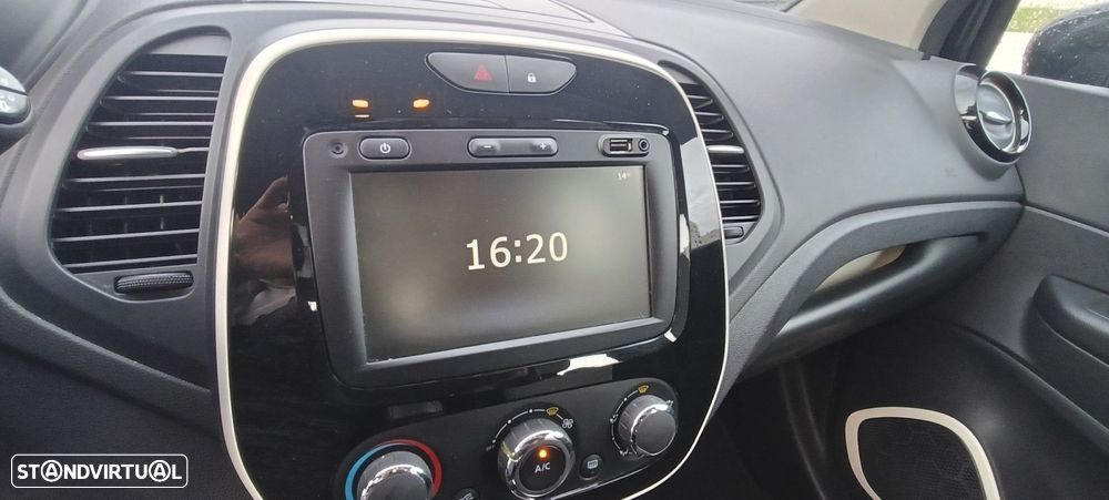 Renault Captur 1.5 dCi Exclusive - 14