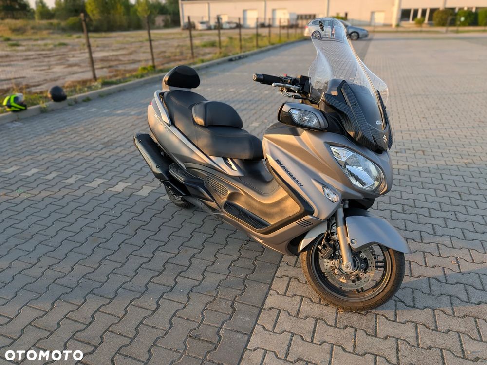 Suzuki Burgman - 1