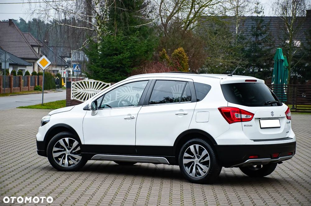 Suzuki SX4 S-Cross 1.6 DDiS TCSS 4x4 Comfort+ - 16
