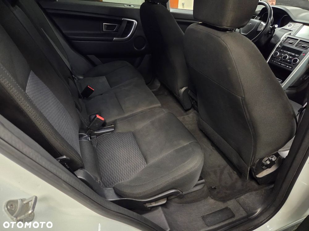 Land Rover Discovery Sport TD4 Dynamic - 11