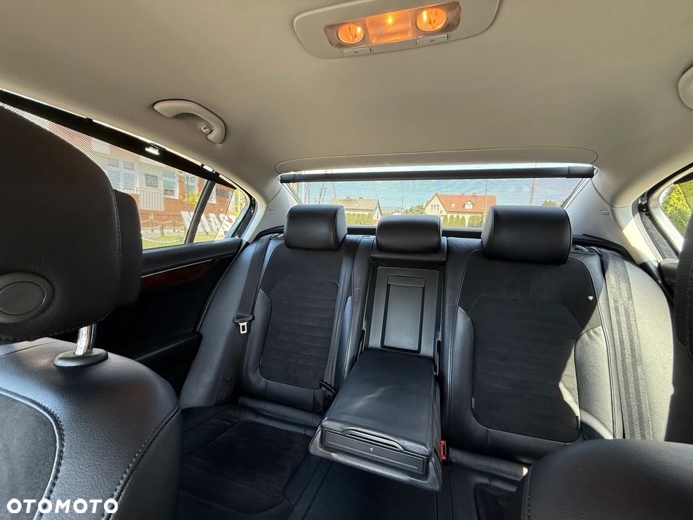 Volkswagen Passat 2.0 TDI Highline DSG - 13