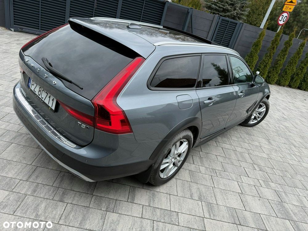 Volvo V90 Cross Country T5 AWD Pro - 19