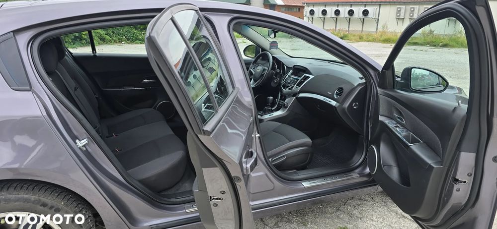 Chevrolet Cruze 1.8 LTZ - 20
