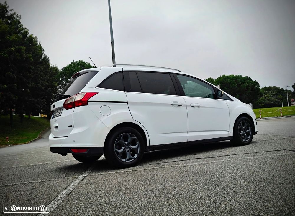 Ford Grand C-Max 1.6 TDCi Titanium Edition S/S - 16