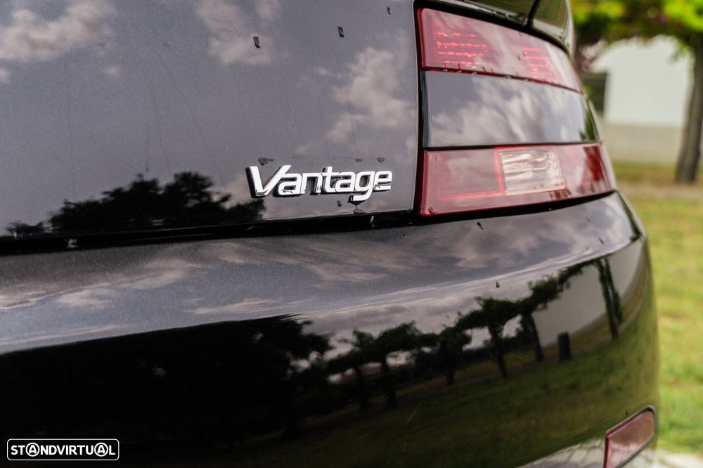 Aston Martin Vantage Coupe V8 Sportshift - 48