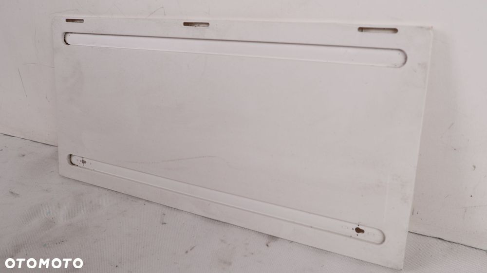 KAMPER PRZYCZEPA KEMPINGOWA ZAMKNIĘCIE KRATKI WENTYLACYJNEJ LODÓWKI 48 CM X 22,3 CM - 2