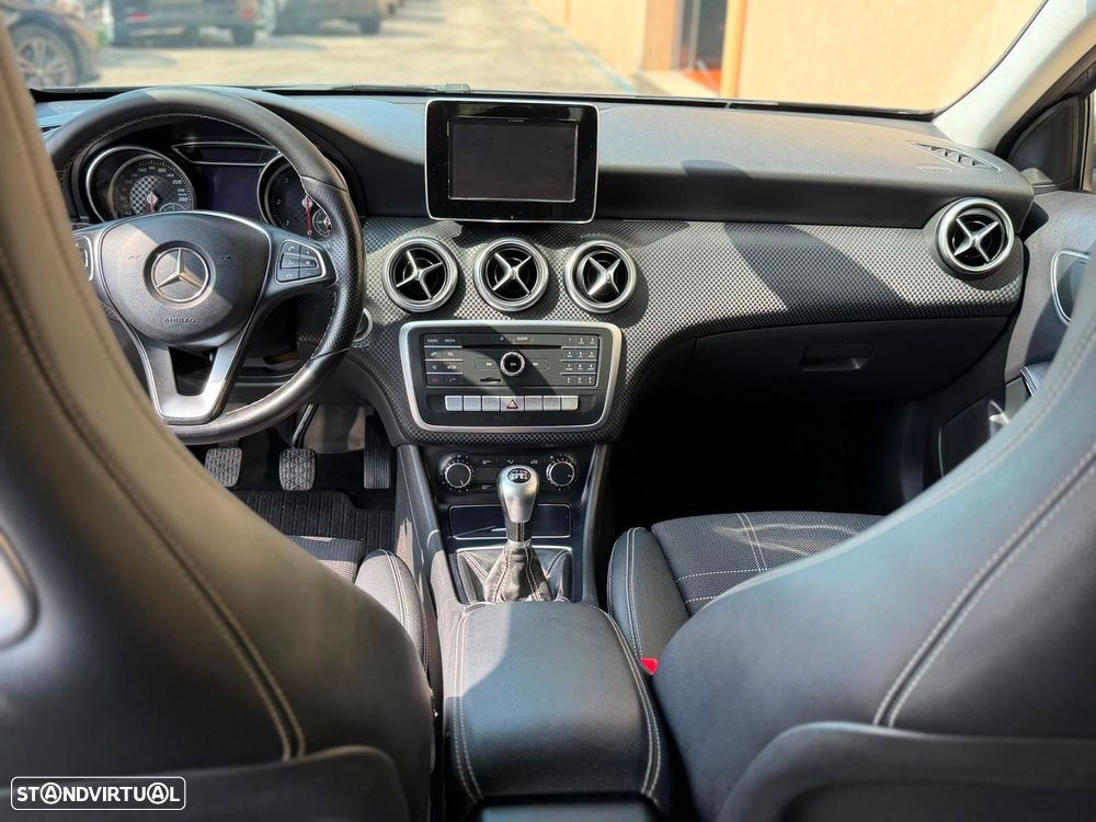 Mercedes-Benz A 180 d Style - 8
