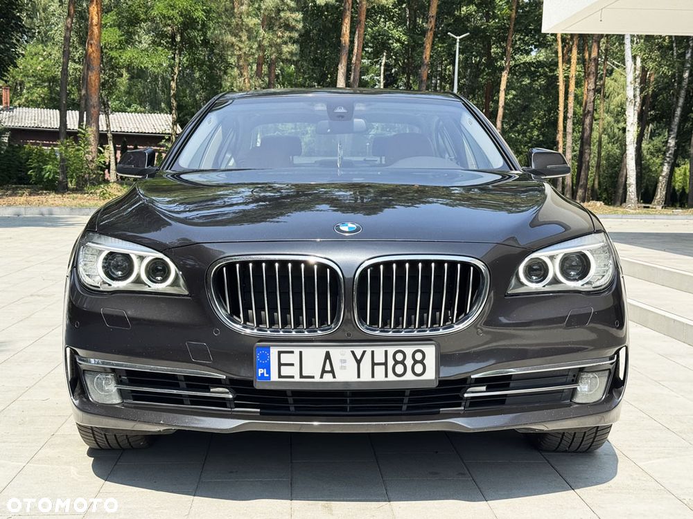 BMW Seria 7 740d xDrive Edition Exclusive - 5