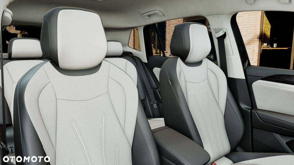 Volkswagen Tiguan - 25