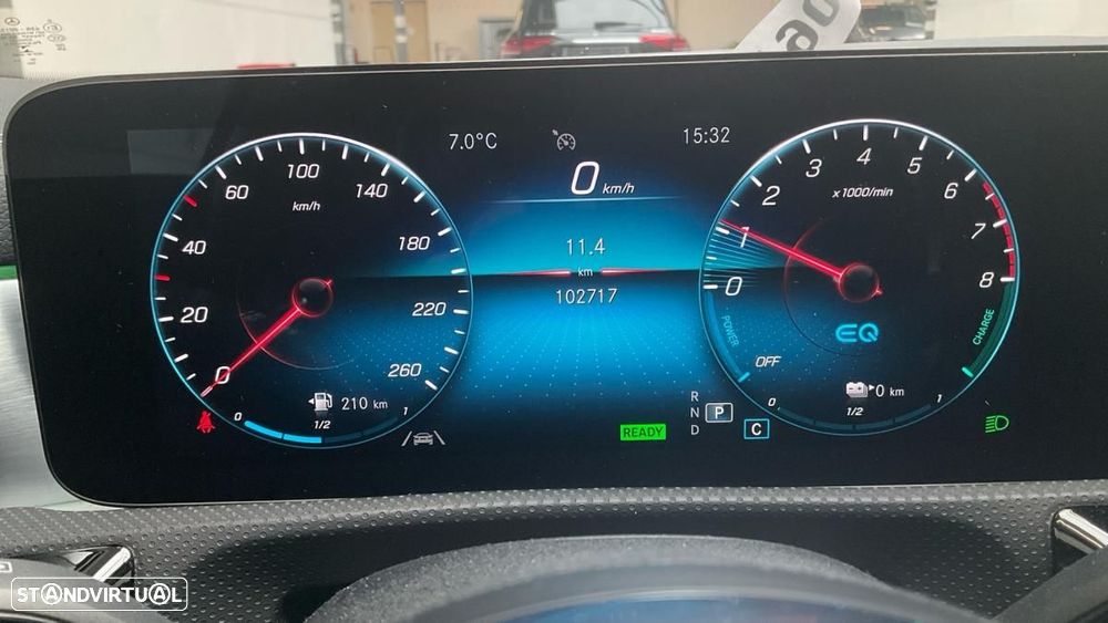 Mercedes-Benz CLA 250 e 8G-DCT AMG Line - 3