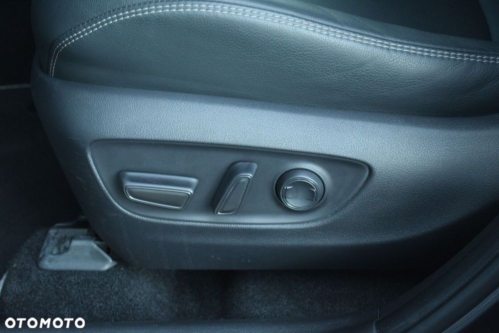 Toyota RAV4 - 18