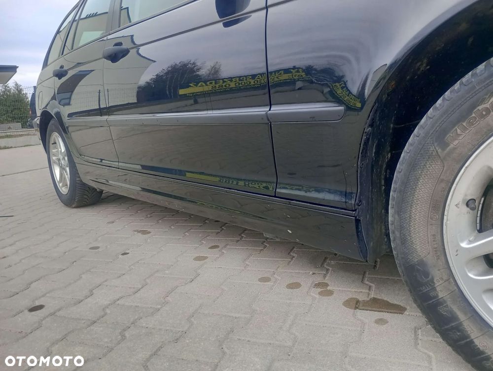 BMW Seria 3 316i - 21