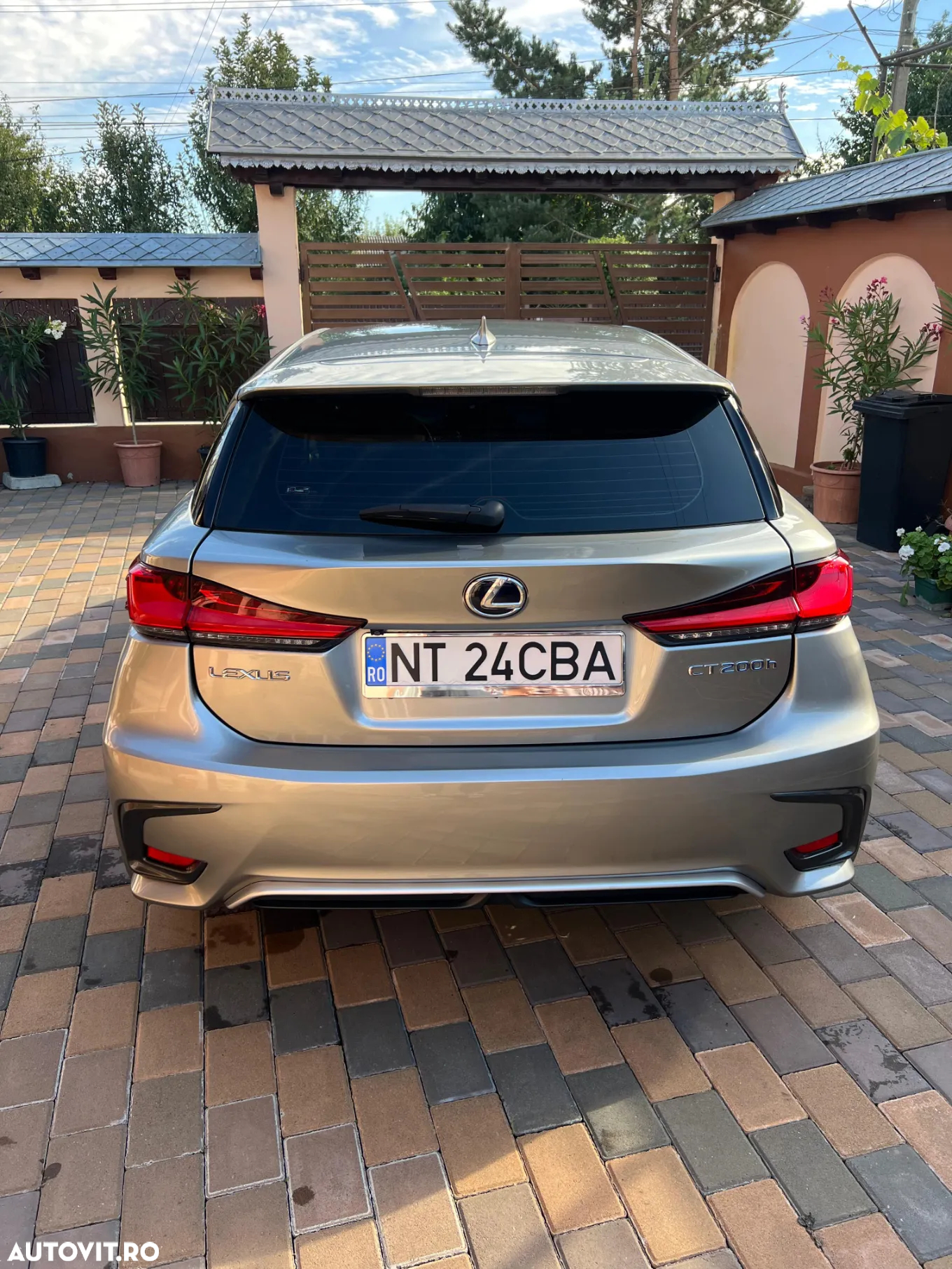 Lexus CT - 6