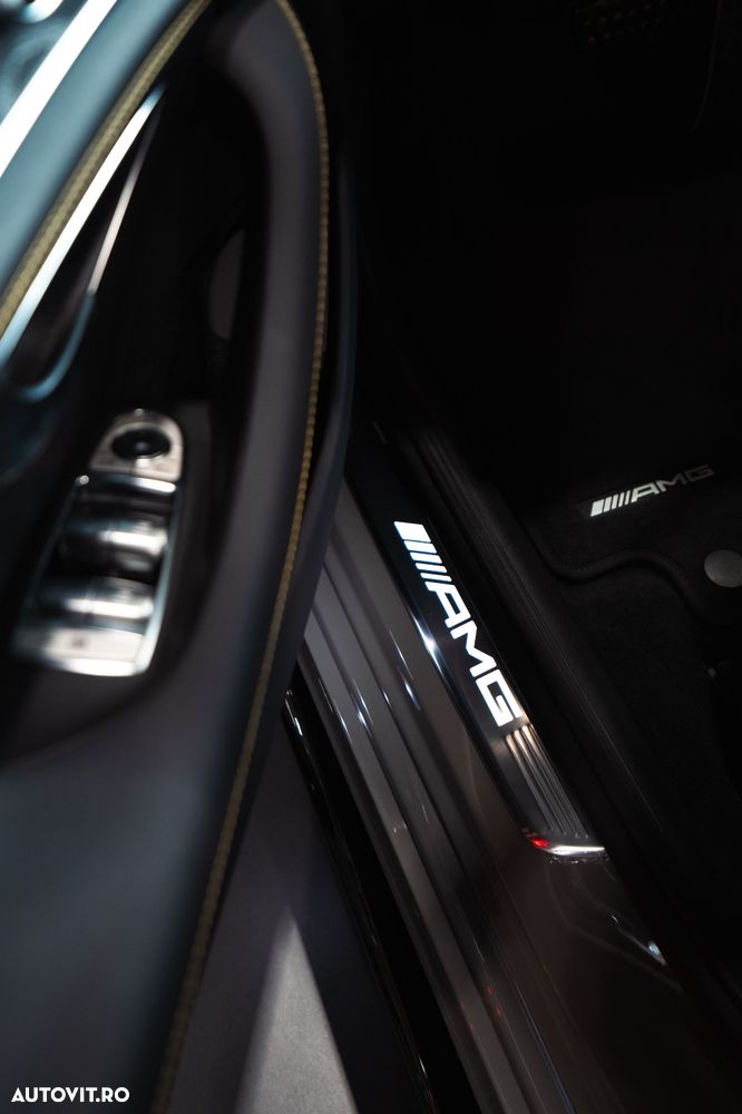 Mercedes-Benz AMG GT 4-door Coupe - 9