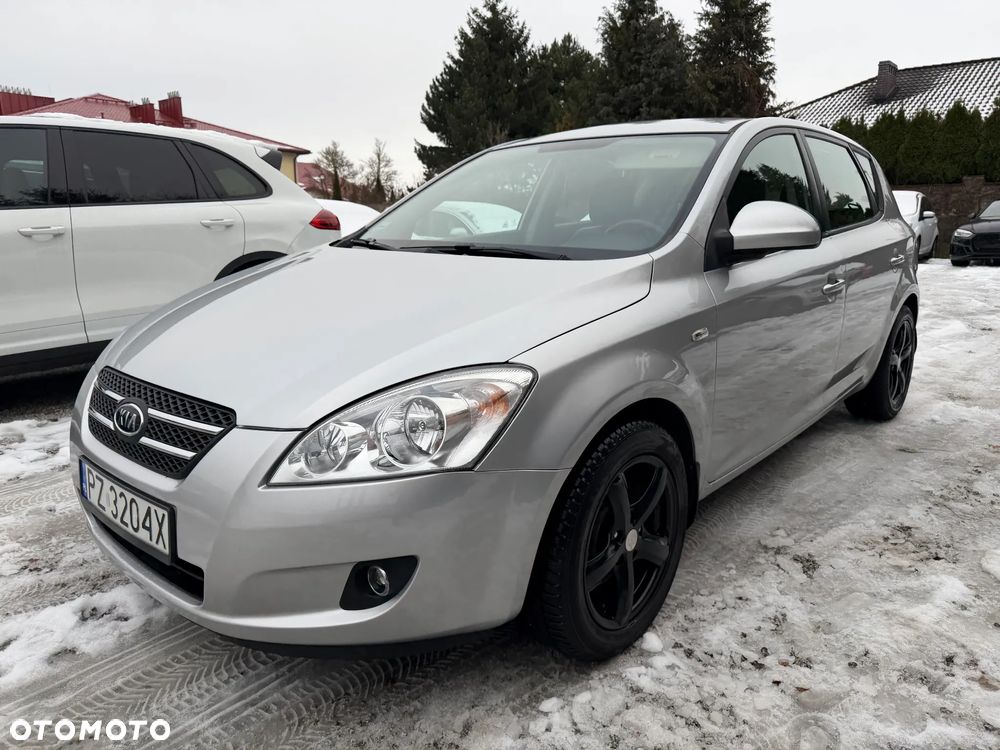 Kia Ceed 1.6 Crdi Comfort + - 2