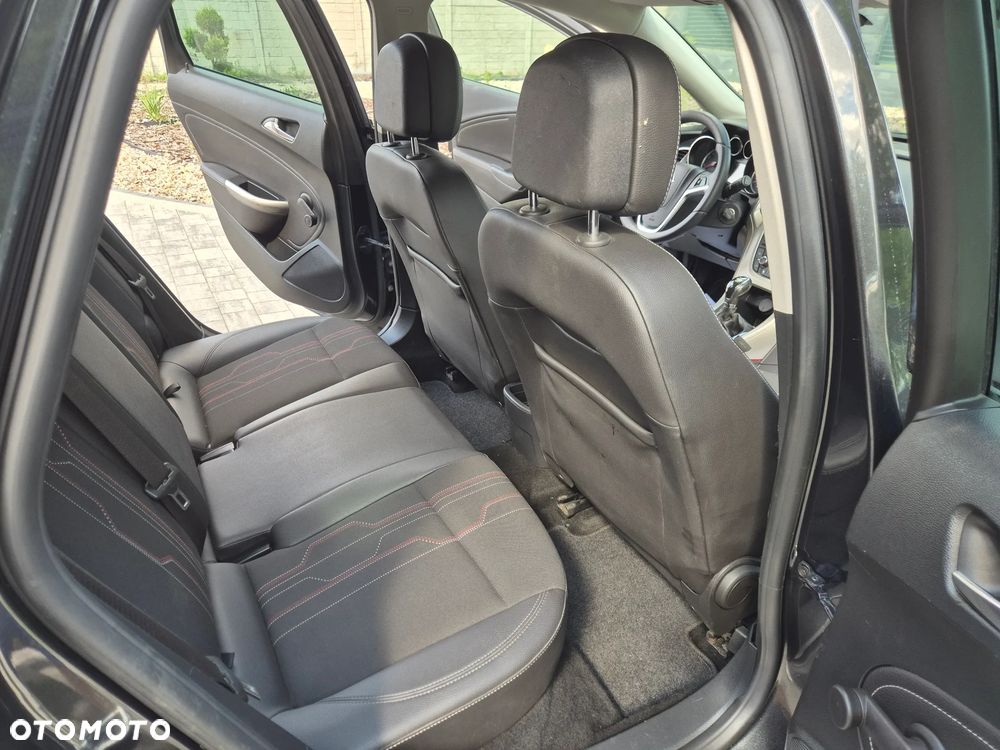 Opel Astra 1.4 Turbo 150 Jahre - 7