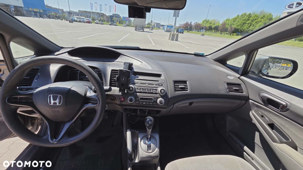 Honda Civic 1.8 Comfort - 8
