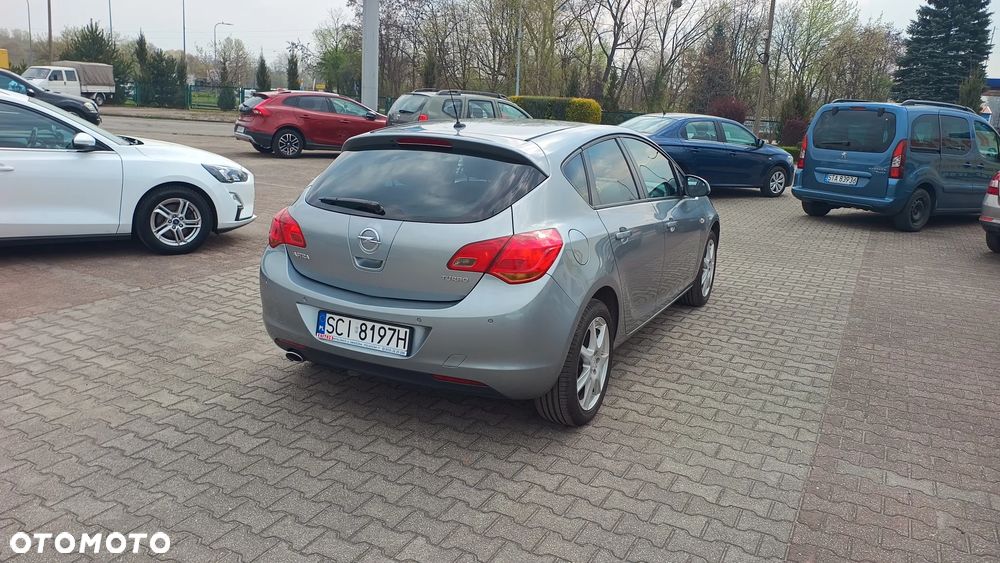 Opel Astra 1.4 T Enjoy - 19