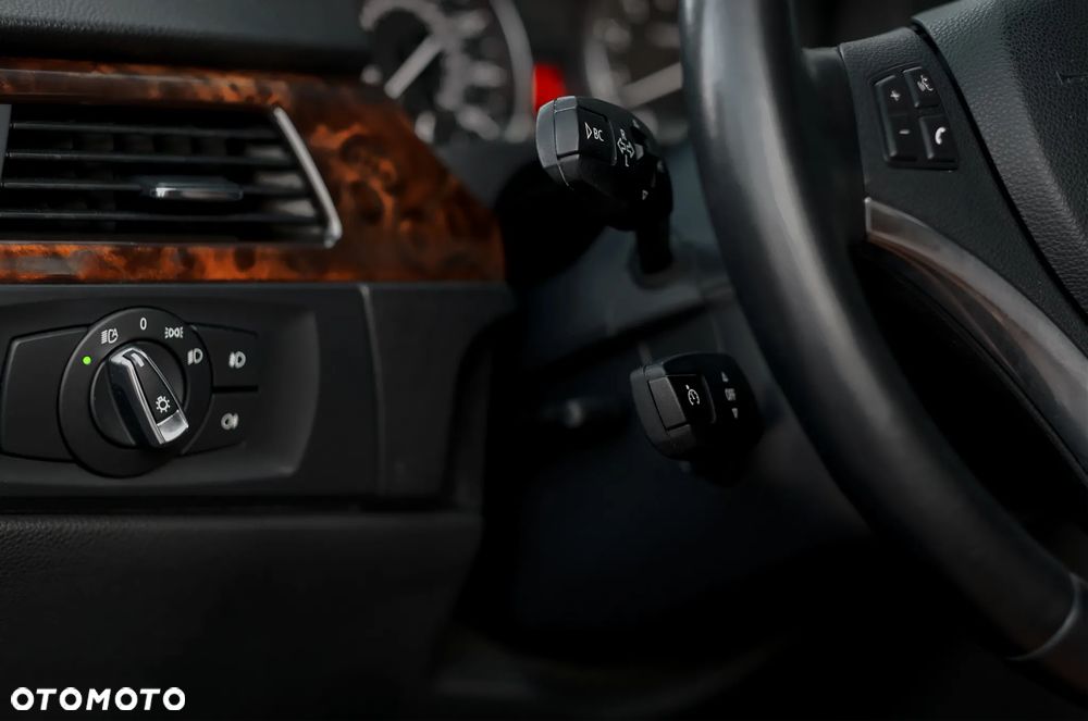 BMW Seria 3 - 25