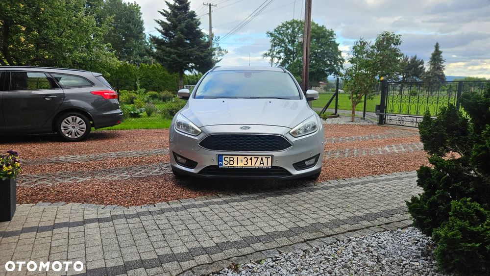 Ford Focus 1.0 EcoBoost Titanium - 12