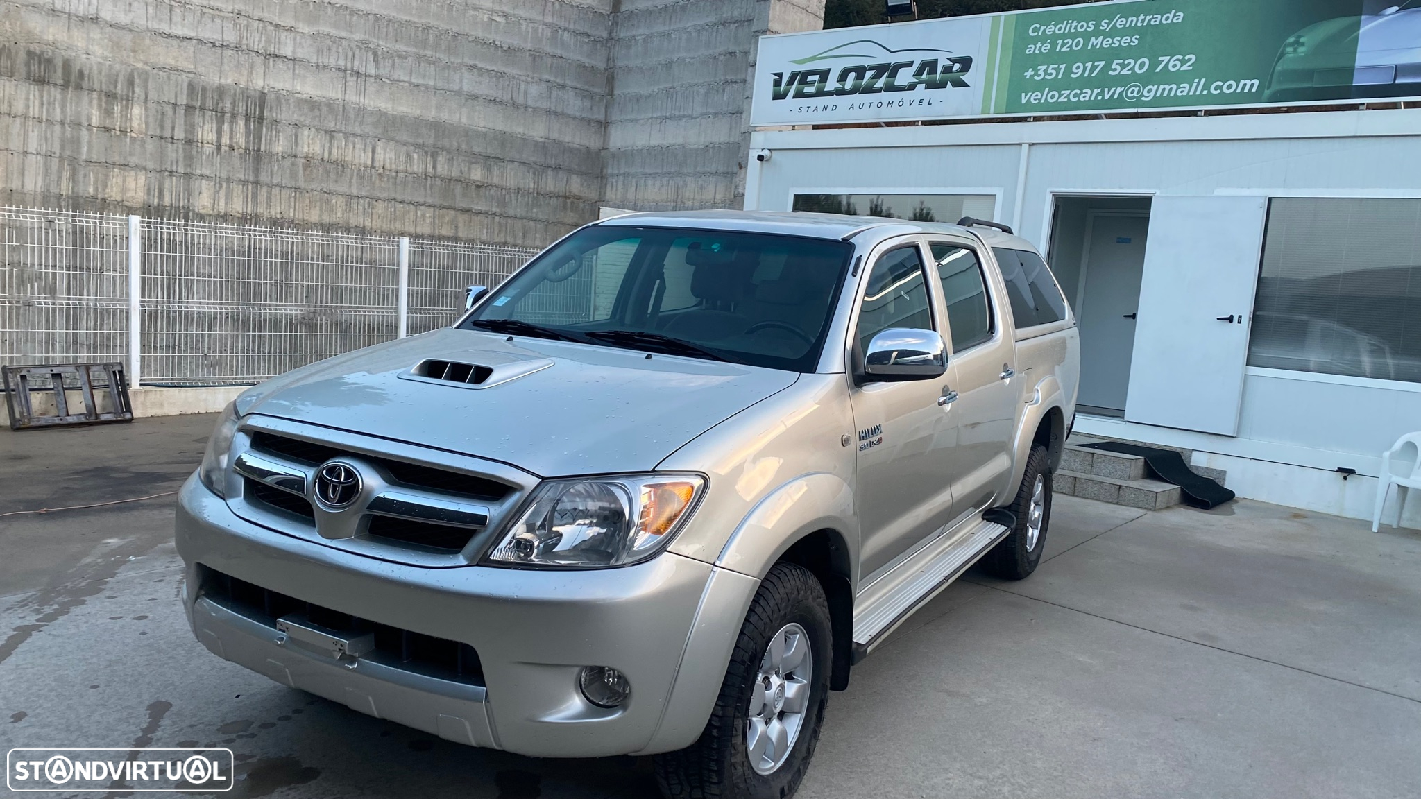Toyota Hilux 3.0 D-4D 4WD CD Tracker CA - 12